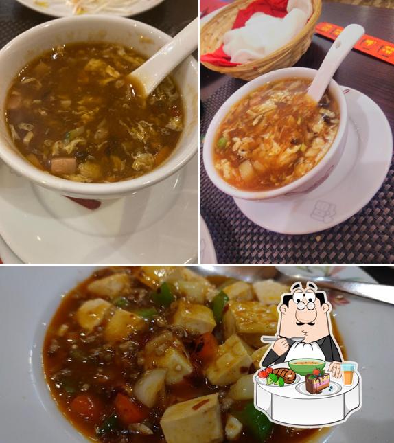 Zuppa calda e acida al Il Dragone D'oro - Ristorante Cinese