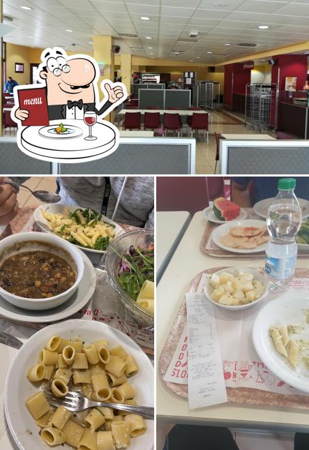 Questa è la foto che raffigura la cibo e interni di Rita Carpi