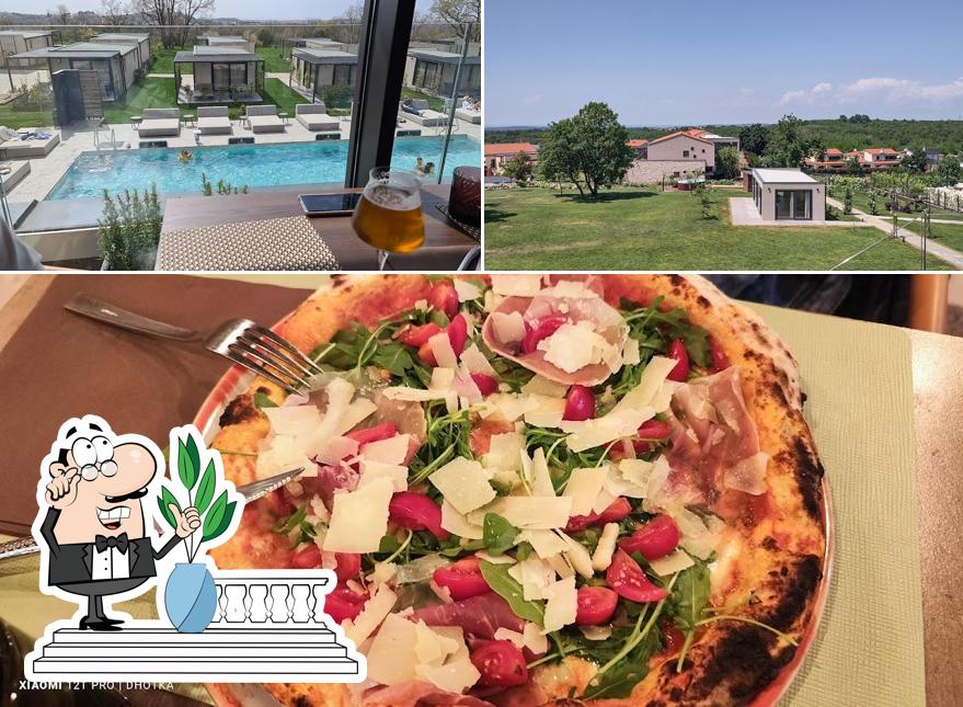 La immagine di esterno e cibo da San Servolo Pizzeria