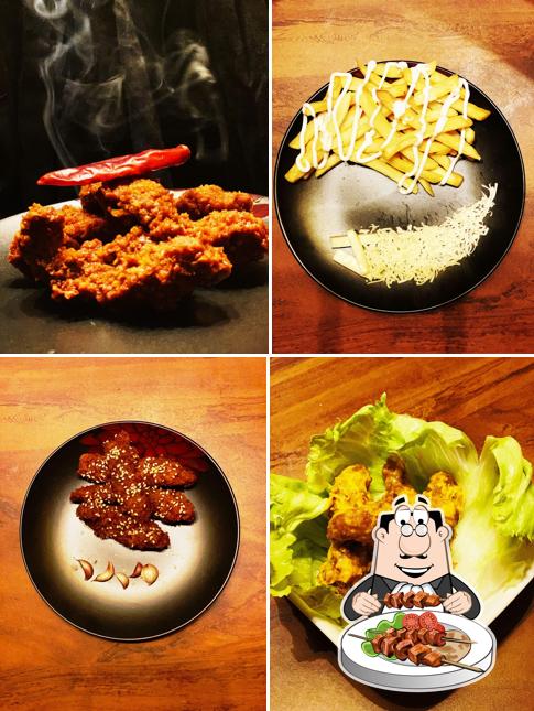 Food at MJ's WingKing