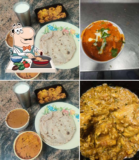 Chicken curry at Shudh Desi Bhukkad