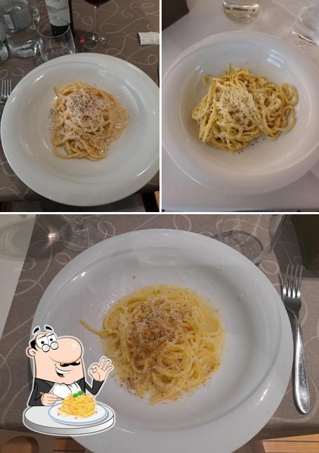 Spaghetti alla carbonara al Solaris Bistrot