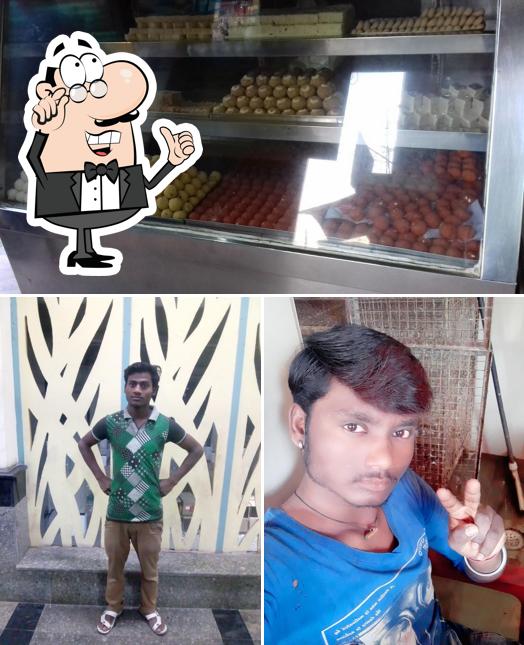 The restaurant's interior and food