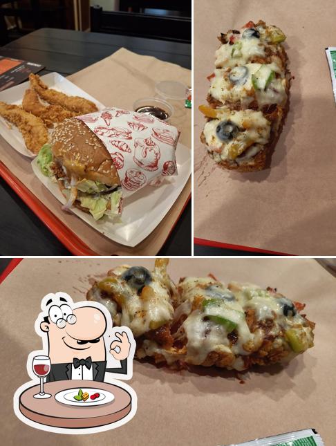 Meals at Rooster Fast Food, Fatehgunj
