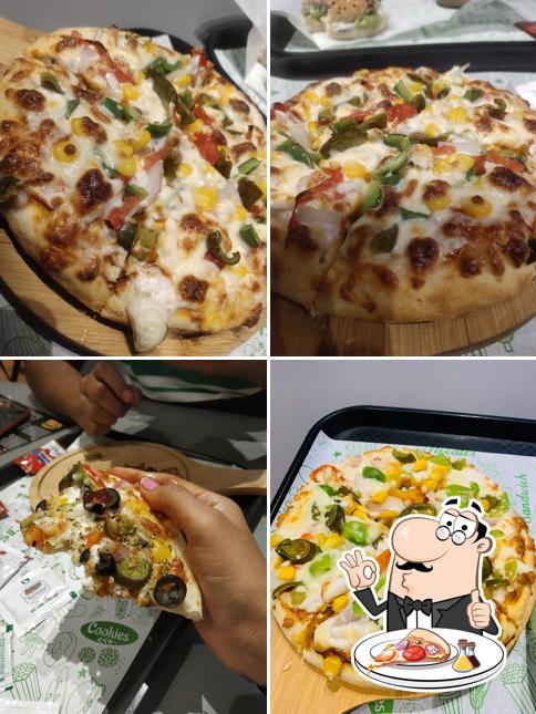Pick pizza at Burger Nik's