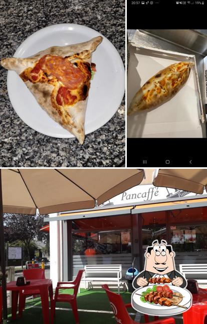 La immagine di cibo e interni da Pizzeria trattoria Ebramo 3