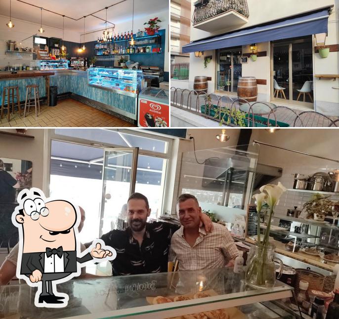 Siediti a un tavolo di Hosteria Fincato