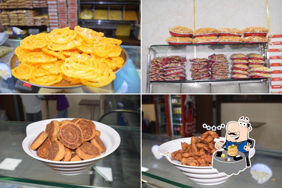 Food at OM HAR BHOLE FARSAN - Top Snacks Shop, Sweet & Namkeen Shop, Farsan Shop, Patis Shop