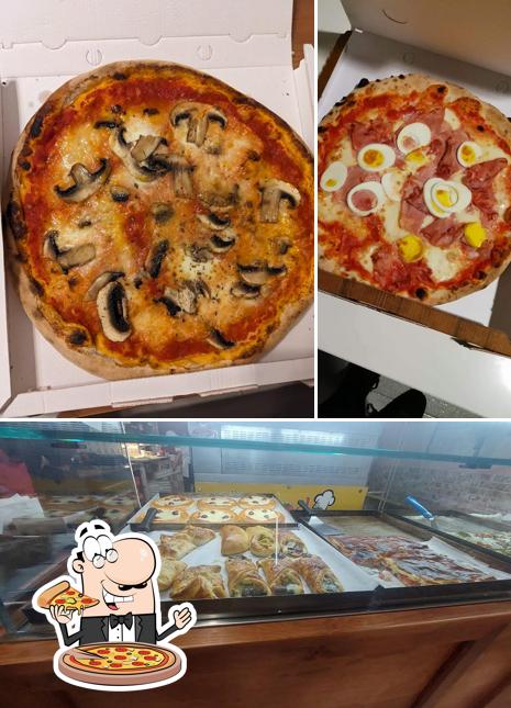Scegli una pizza a Pizzeria Il Pomodoro