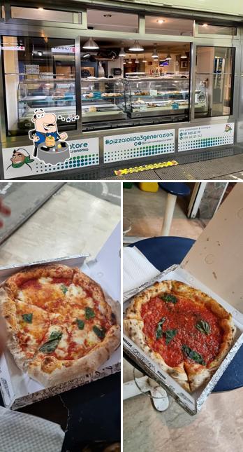 La foto di cibo e interni da Pizzeria da Salvatore dal 1967