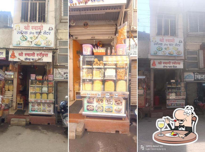 Food at Samarth Chat Bhandar