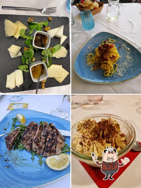 Cibo al Trattoria Onda Blu Specialità Paella