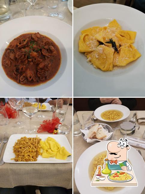 Platti al Trattoria Amedeo