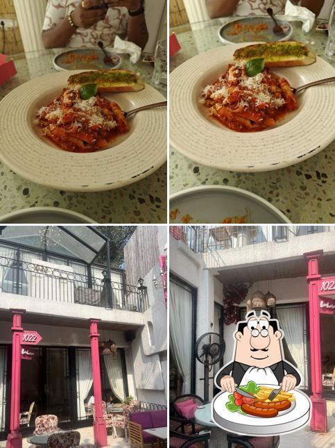 Among different things one can find food and interior at 1022 Cafe, Delhi