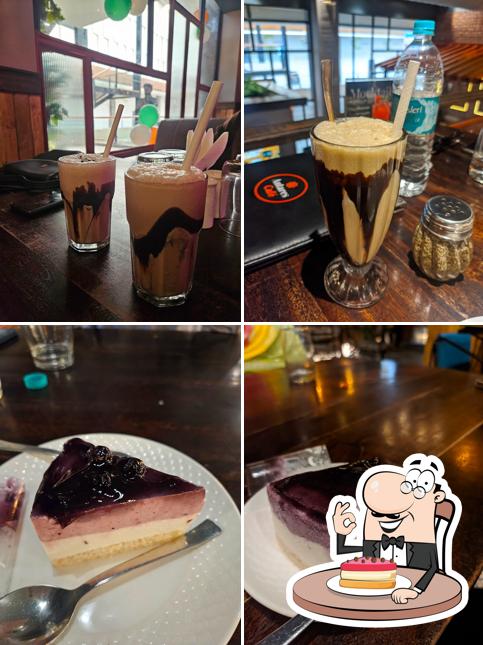 Cheesecake at Antares Cafe- आंतरेज़ कैफ़े