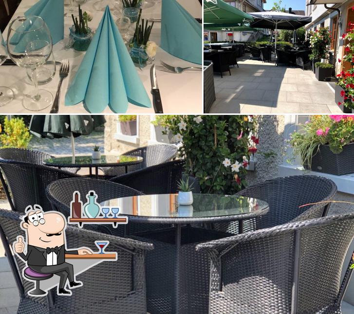 Siediti a un tavolo di Restaurant Schäfli und Pizzakurier