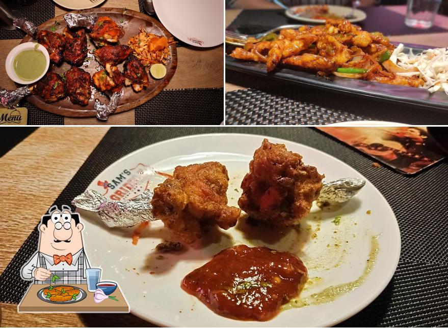 Chicken wings at Sam's Griddle