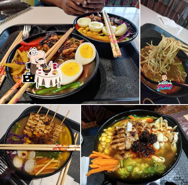 Ramen at Cafe Fidatoj