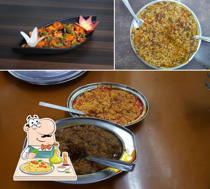 Food at Manoranjan Dhaba