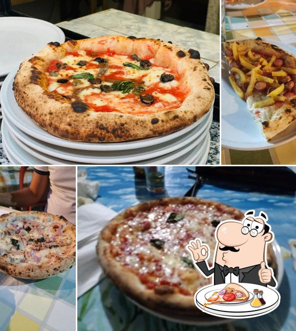 A Pizzeria Da Clemente, puoi provare una bella pizza