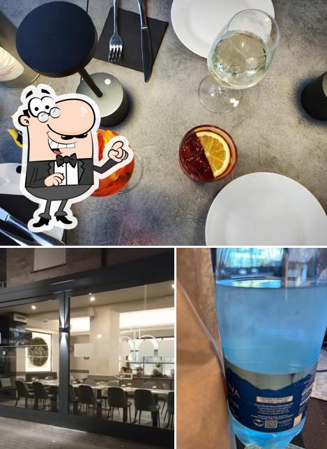 Gli interni di Ngh. Bar