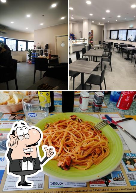 Gli interni di Caffé Miró