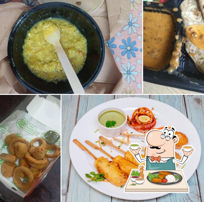 Food at MOPP - Mad Over Parathas & Pakodas