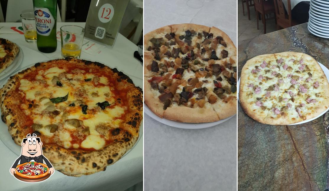 Scegli tra le molte varianti di pizza