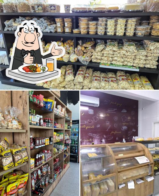 A ilustração a Deli Pães Padaria e Cafeteria’s comida e interior