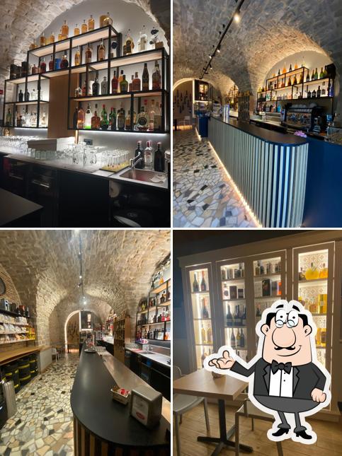 Dai un'occhiata agli interni di Bar Cuparelle