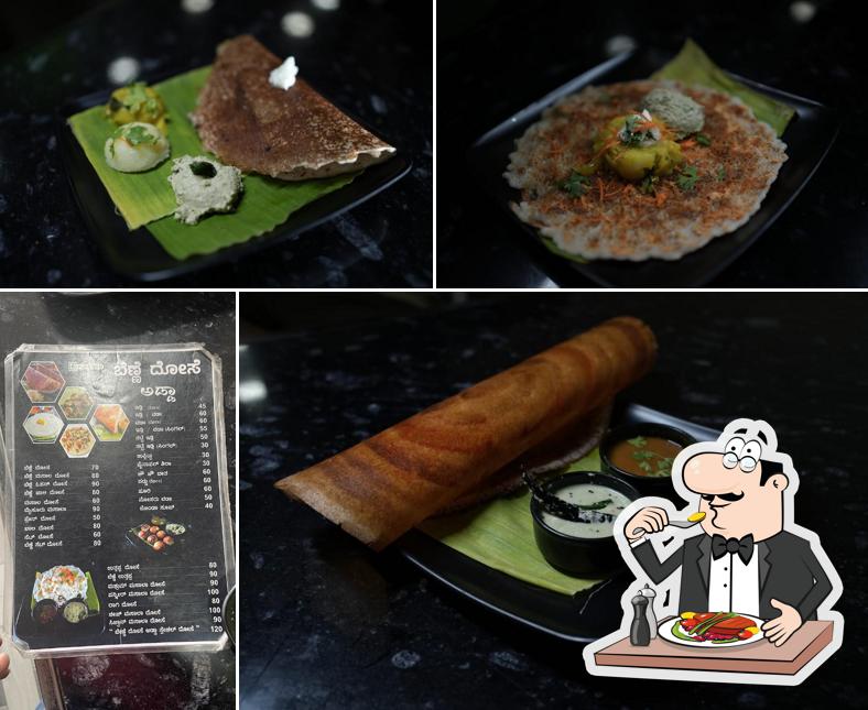 Food at Benne dosa adda vijayapura