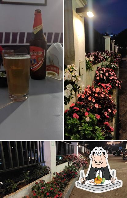 The photo of ICE BAR’s food and exterior