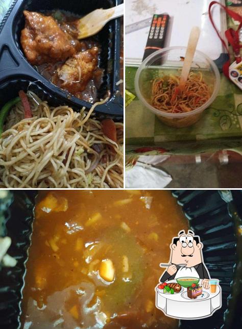 Hot and sour soup at Meera Hut