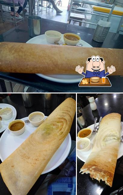 Masala dosa at Sanjay Lassi Centre