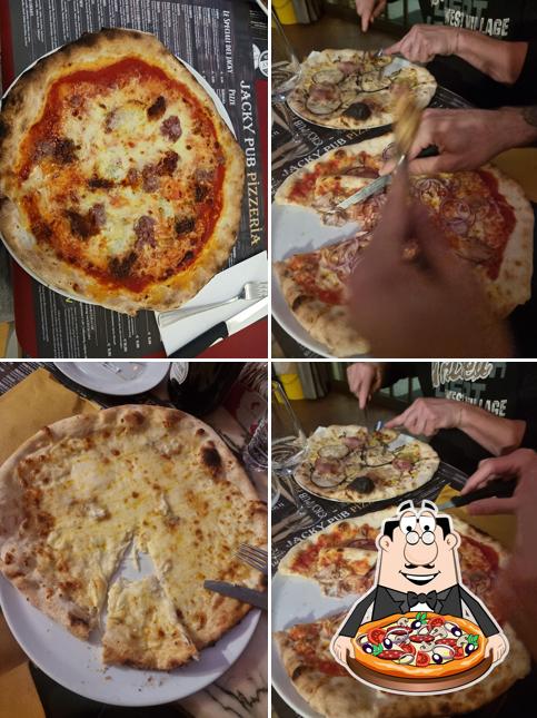 Ordina tra le svariate varianti di pizza
