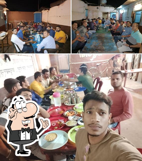 The interior of Monu dhaba