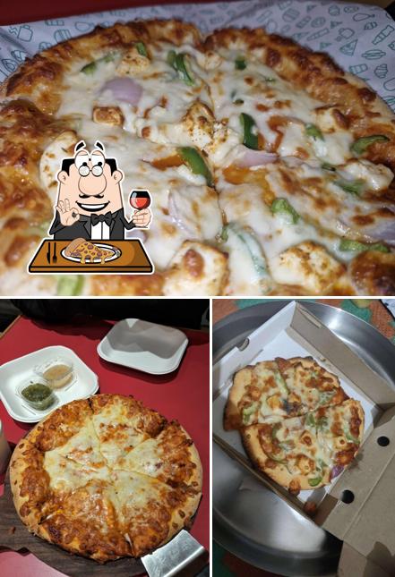 Order pizza at Di Grano Surat