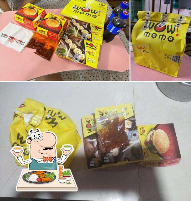 Food at Wow! Momo