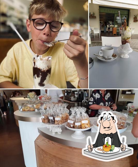 Platti al Gelateria Santa Rosa