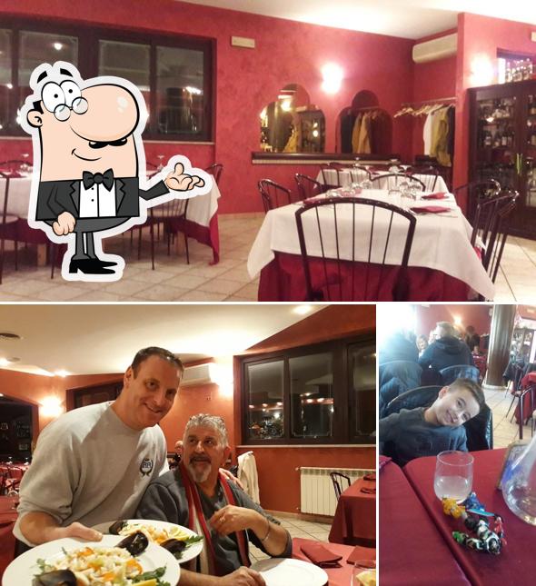 Dai un'occhiata agli interni di Ristorante Pizzeria Gioia Mia