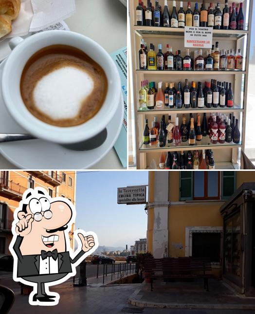 Dai un'occhiata agli interni di Caffè Indrit 71