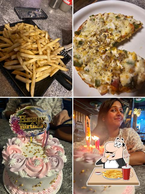French fries at Hotam-Hot