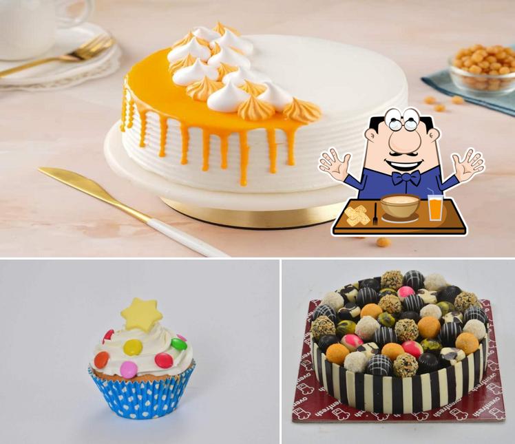 Food at Ovenfresh Pizzas, Cakes and Desserts