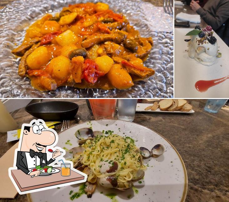 La foto di cibo e nozze da Love Piccolo Mondo Ristorante Cocktail Bar
