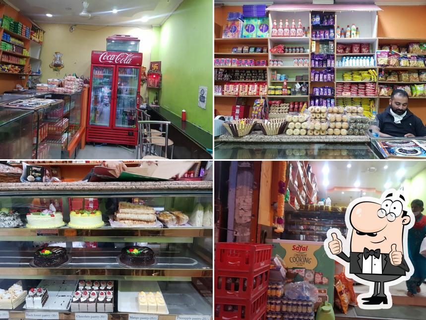 Here's a picture of Ever Fresh Bakery