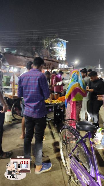 The exterior of Danganiya bazaar , samosa wala