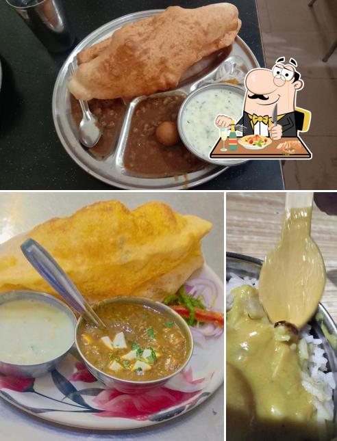 Meals at Pindi Chole Bhature
