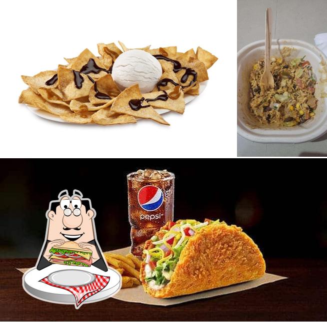 Club sandwich at Taco Bell