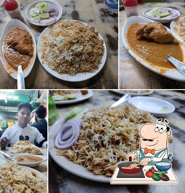 Chicken curry at Taj Haji Biriyani