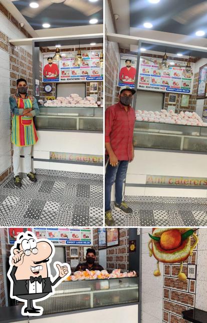 Take a seat at one of the tables at Anil Famous Vada pav